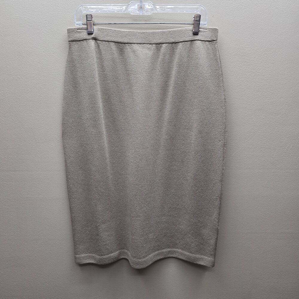 St. John Collection Pencil Skirt Size 10 Old Money Preppy Chic Feminine Beige